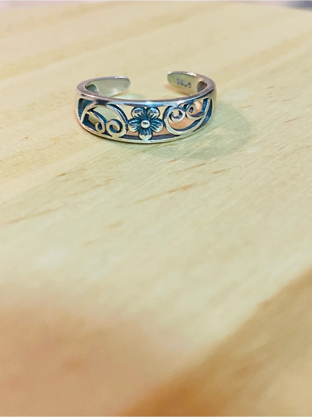 Sterling sliver toe ring adjustable